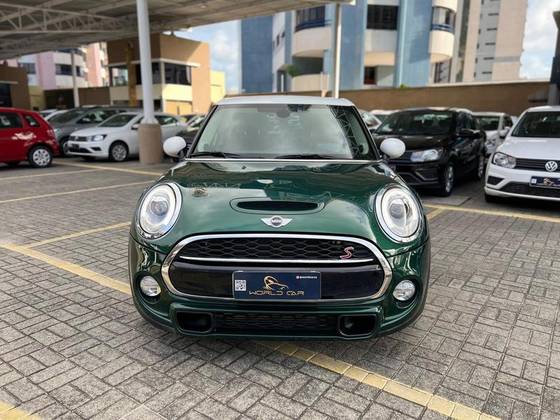 MINI COOPER 2.0 S EXCLUSIVE 16V TURBO GASOLINA 4P AUTOMÁTICO